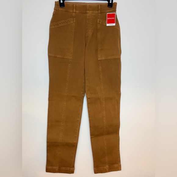 SPANX Pants - NWT SPANX stretch twill straight leg pant size small